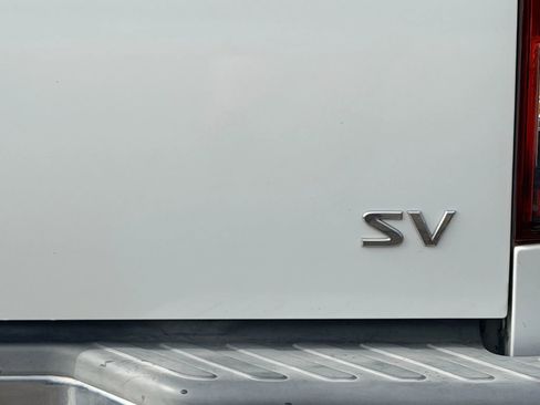 Used 2015 Nissan Frontier SV w/ SV Value Truck Package image 6