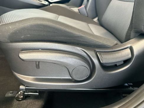 Certified 2023 Kia Soul LX FWD image 16