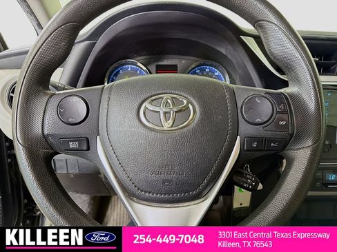 Used 2019 Toyota Corolla LE FWD image 7