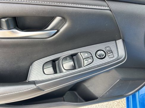 Used 2024 Nissan Sentra SV image 5