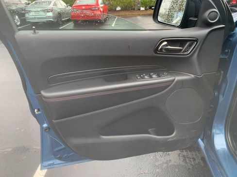 Used 2025 Dodge Durango GT image 9