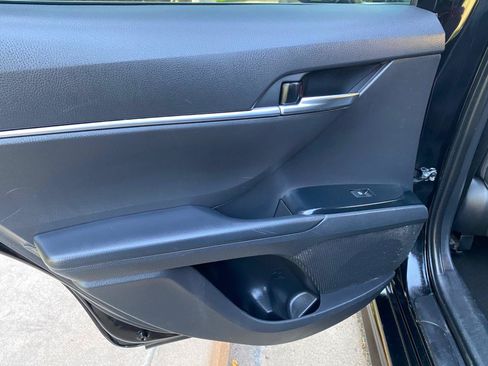 Used 2019 Toyota Camry SE w/ Audio Package FWD image 38
