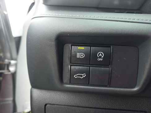 Certified 2024 Toyota Highlander LE image 16