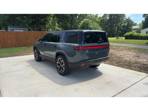 Used 2026 Rivian R1S Premium AWD/4WD image 4