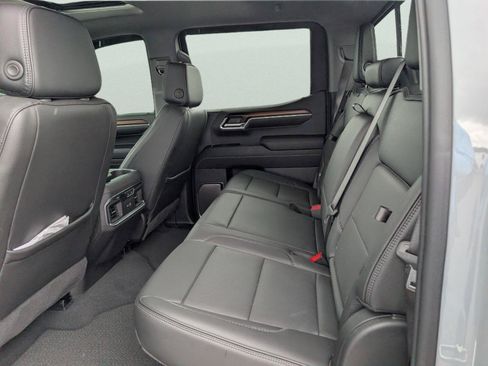 Used 2024 GMC Sierra 1500 Denali w/ Technology Package RWD image 14