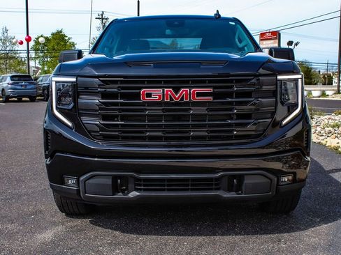 Used 2024 GMC Sierra 1500 Elevation AWD/4WD image 2