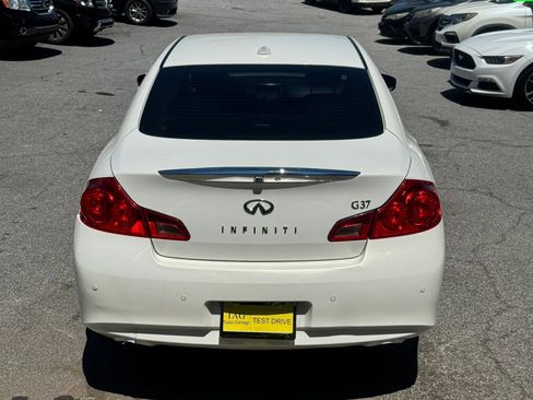 Used 2013 INFINITI G37 Journey w/ Premium Pkg RWD image 5