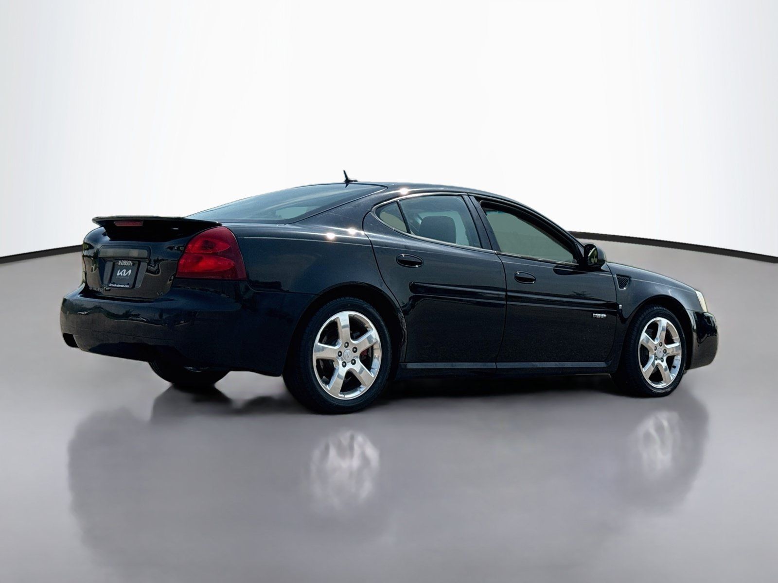 Used 2008 Pontiac Grand Prix GXP FWD image 7