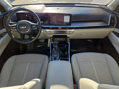 Used 2024 Kia Sorento SX FWD image 18