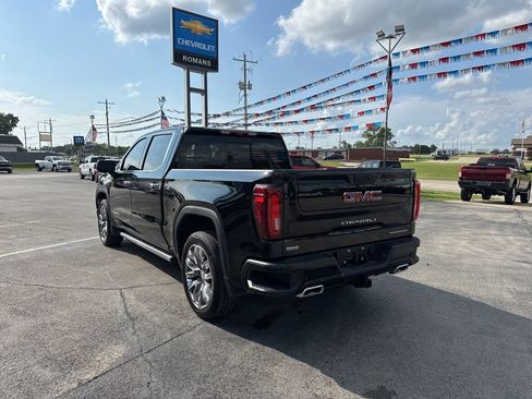 Used 2025 GMC Sierra 1500 Denali w/ Denali Reserve Package AWD/4WD image 7