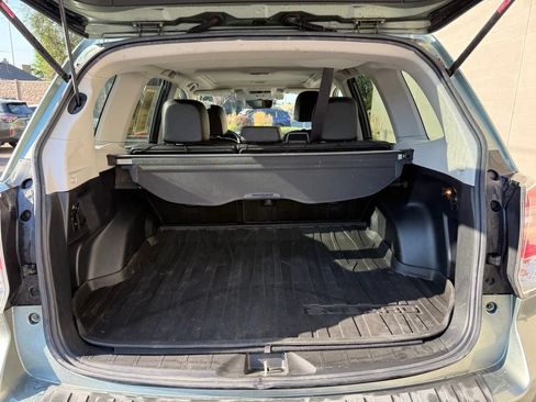 Used 2017 Subaru Forester 2.5i Touring AWD/4WD image 26