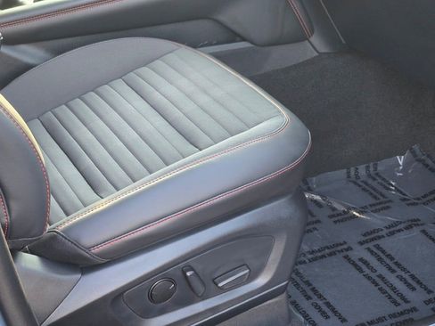 New 2026 Ford Explorer ST-Line w/ ST-Line Street Pack image 7