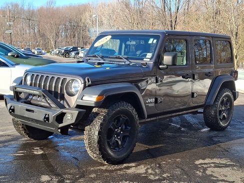 Used 2018 Jeep Wrangler Unlimited Sport S image 10