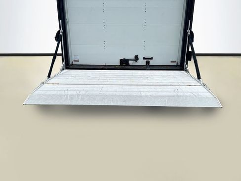 Used 2024 Mercedes-Benz Sprinter 4500 image 32