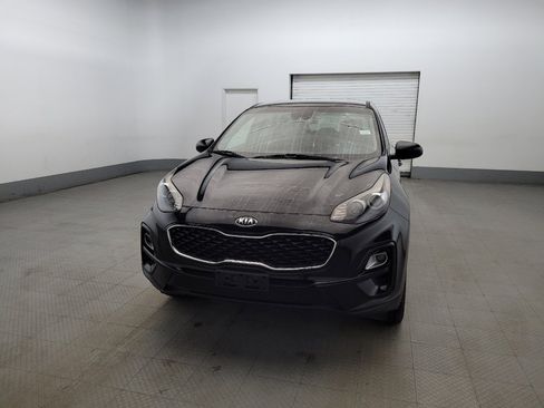 Used 2020 Kia Sportage LX image 15