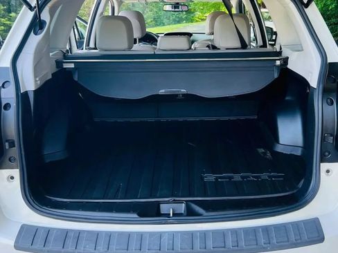 Used 2016 Subaru Forester 2.5i Limited AWD/4WD image 25