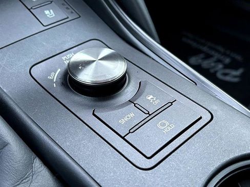 Used 2025 Lexus IS 300 w/ Premium Package image 27