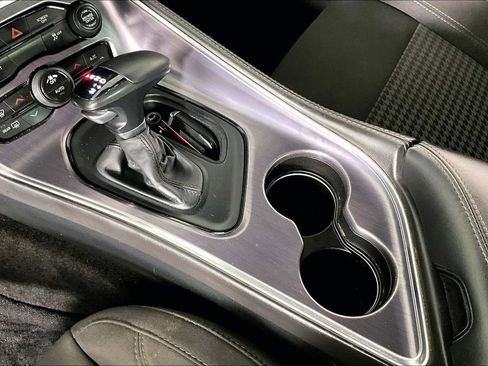 Used 2018 Dodge Challenger SXT RWD image 15