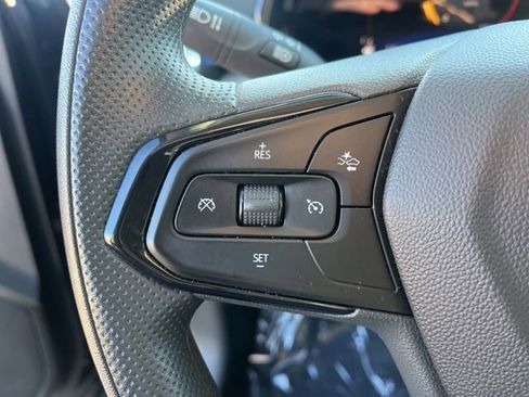 Used 2024 Chevrolet Trax LT image 18