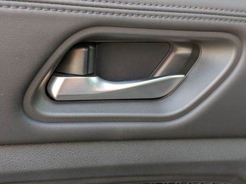 Used 2023 Nissan Ariya FWD image 28