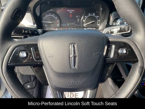 Used 2022 Lincoln Corsair FWD w/ Equipment Group 101A image 9