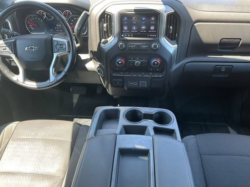 Used 2019 Chevrolet Silverado 1500 RST AWD/4WD image 3