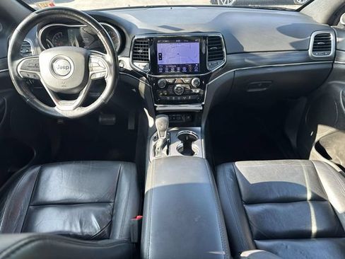 Used 2019 Jeep Grand Cherokee Limited AWD/4WD image 16