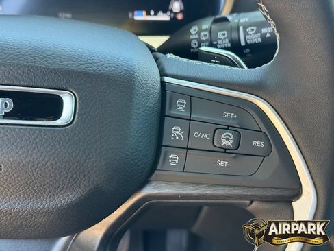 New 2026 Jeep Grand Cherokee Altitude RWD image 22