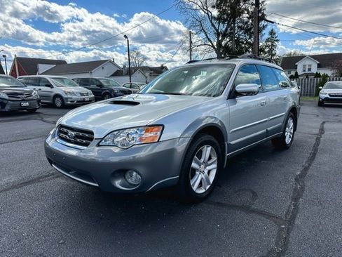 Used 2007 Subaru Outback 2.5XT Limited image 3