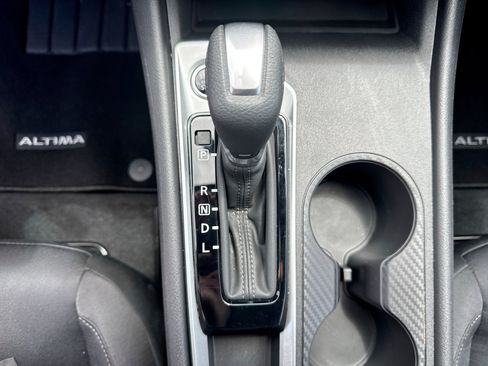 Certified 2025 Nissan Altima 2.5 S FWD image 19