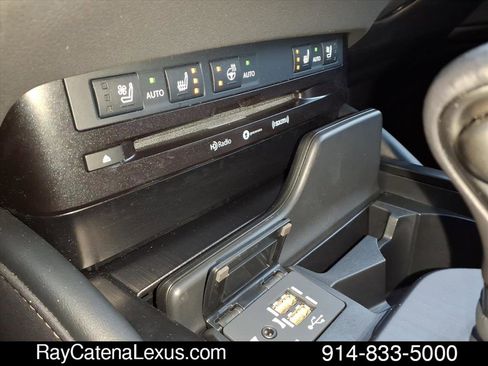 Certified 2022 Lexus ES 350 w/ Premium Package image 21