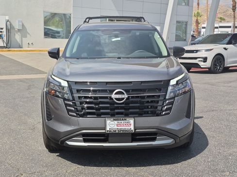 New 2026 Nissan Pathfinder SL FWD image 7