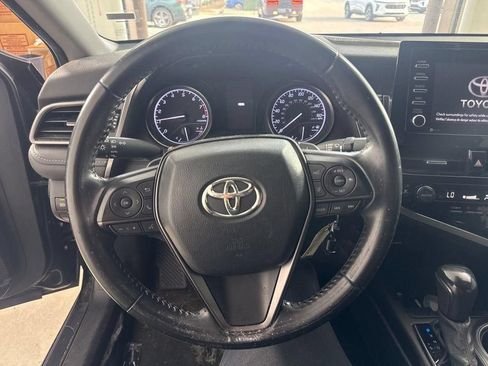 Used 2022 Toyota Camry SE FWD image 26