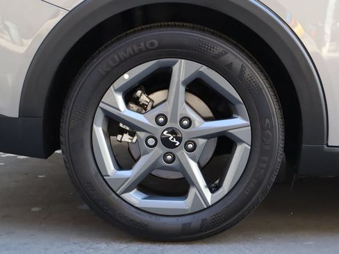 Used 2025 Kia K4 FWD image 11