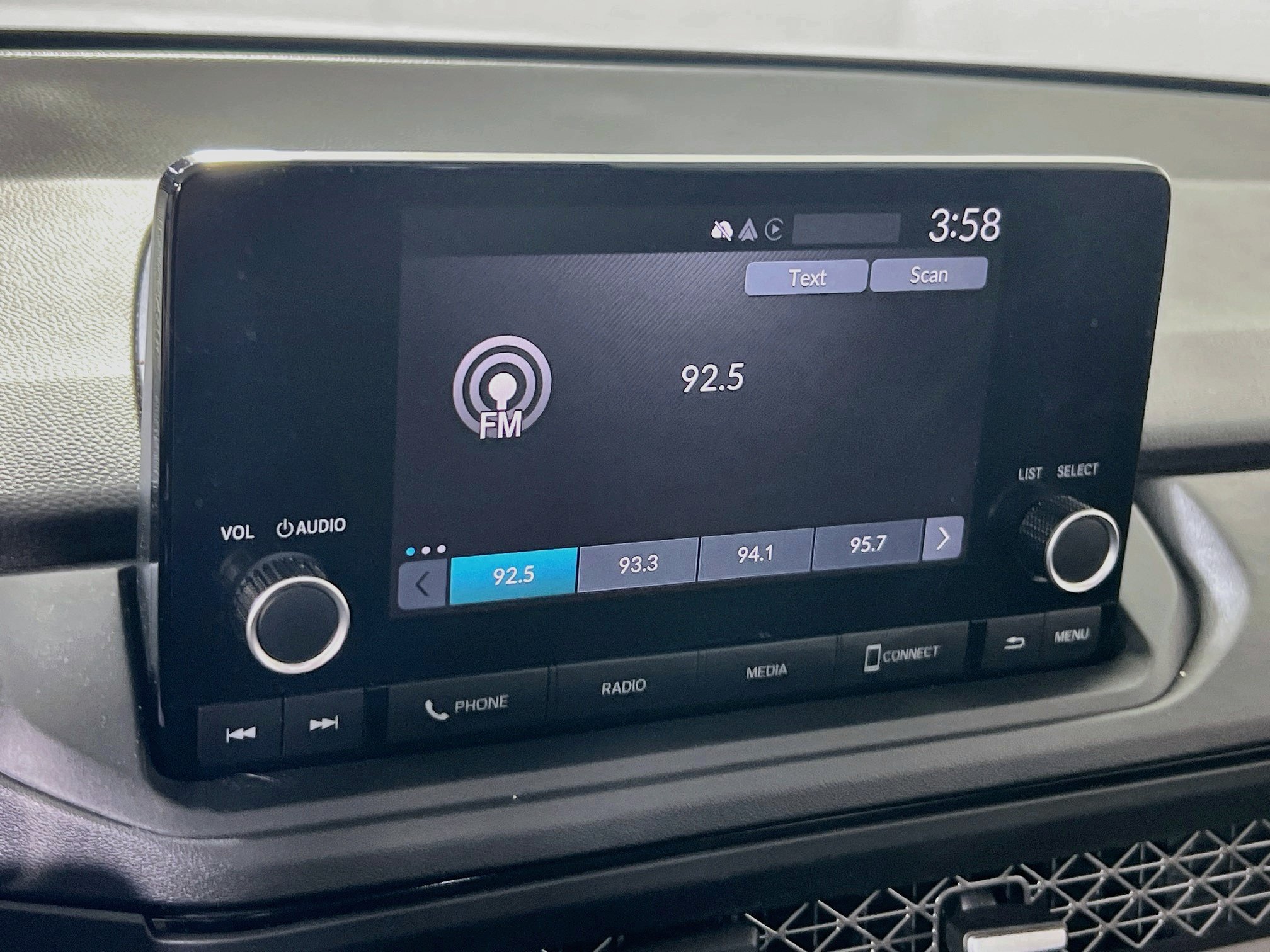 Used 2023 Honda Accord EX image 14