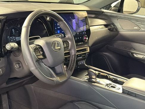 Certified 2025 Lexus RX 350 image 29