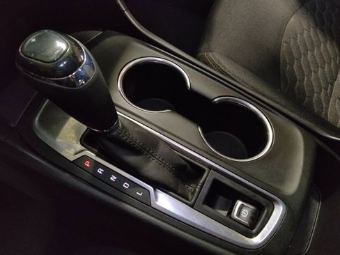 Used 2019 Chevrolet Equinox LT image 26