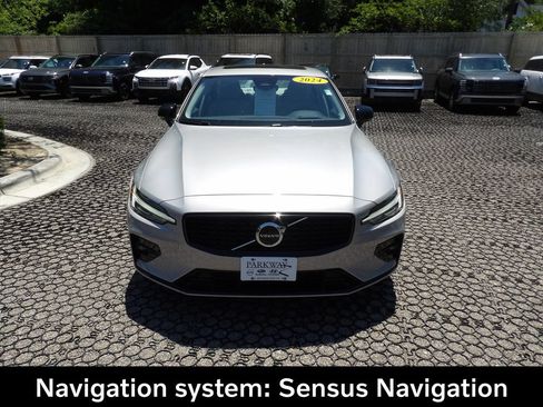 Certified 2024 Volvo S60 B5 Ultimate w/ Climate Package AWD/4WD image 3