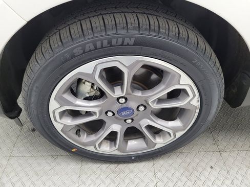 Used 2020 Ford EcoSport Titanium image 31