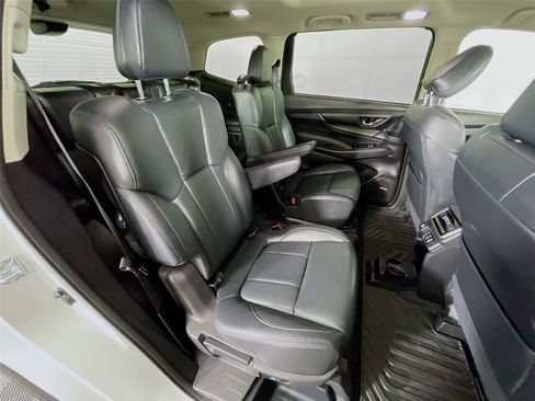 Used 2025 Subaru Ascent Bronze Edition image 33