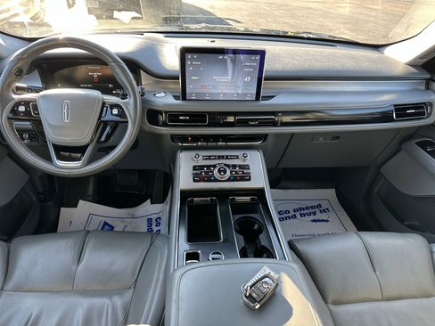 Used 2020 Lincoln Aviator Reserve w/ Equipment Group 202A image 40