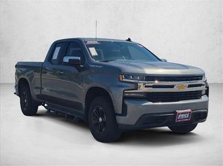 Used 2020 Chevrolet Silverado 1500 LT w/ Trailering Package AWD/4WD video 3