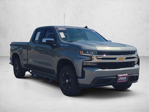 Used 2020 Chevrolet Silverado 1500 LT w/ Trailering Package AWD/4WD image 3