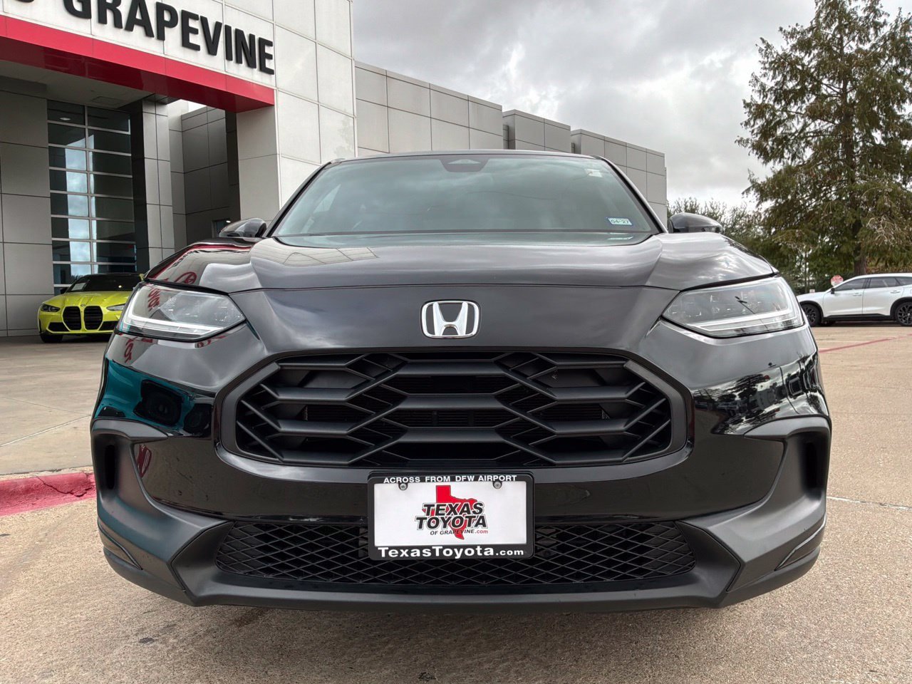 Used 2023 Honda HR-V Sport image 3