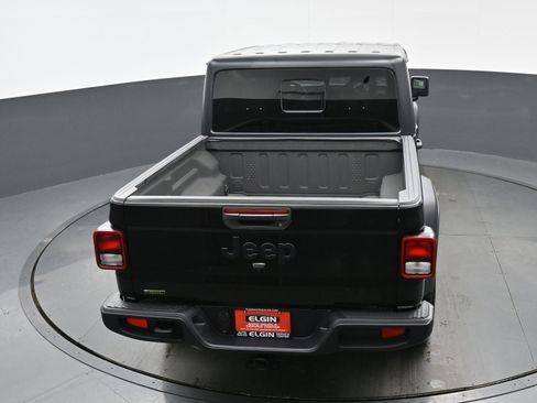 Used 2021 Jeep Gladiator Sport image 34