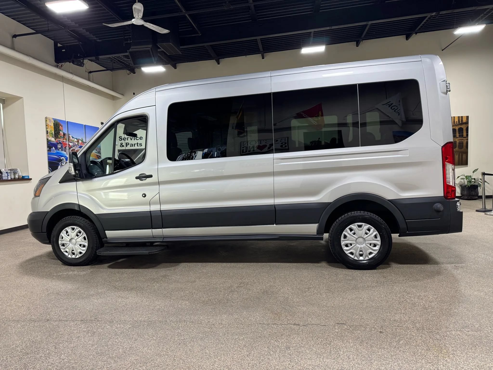 Used 2015 Ford Transit 350 148 Medium Roof RWD image 9