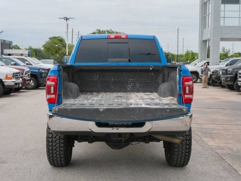 Used 2022 RAM 2500 Big Horn w/ Level C Equiment Group AWD/4WD image 10
