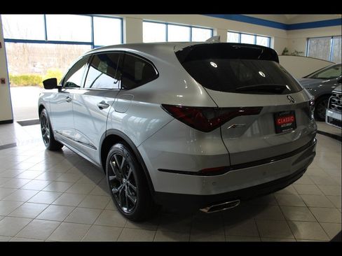 Used 2023 Acura MDX A-Spec AWD/4WD image 7