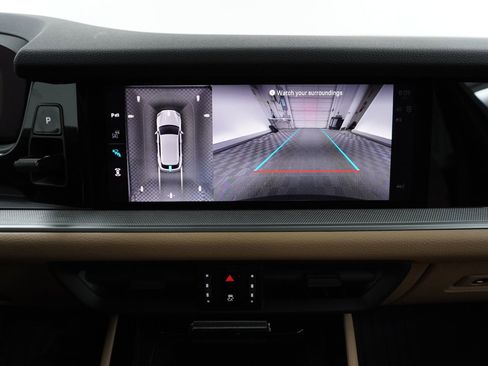 Certified 2026 Porsche Cayenne AWD/4WD image 25