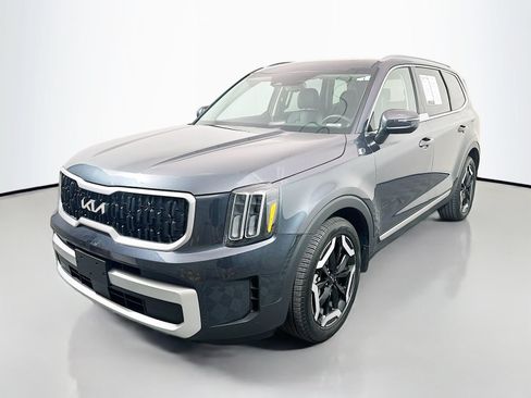 Used 2024 Kia Telluride EX AWD/4WD image 3